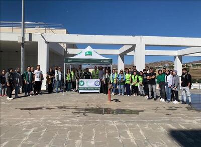 Üniversitemiz Yeşilay Kulübü Bağımlılıkla Mücadele için Stand Açtı.